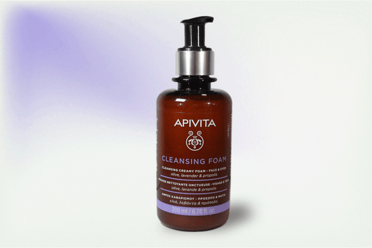 APIVITA CLEANSING FOAM ESPUMA LIMPIADORA CREMOSA ROSTRO Y OJOS CON OLIVA, LAVANDA Y PRÓPOLIS – 200 ML